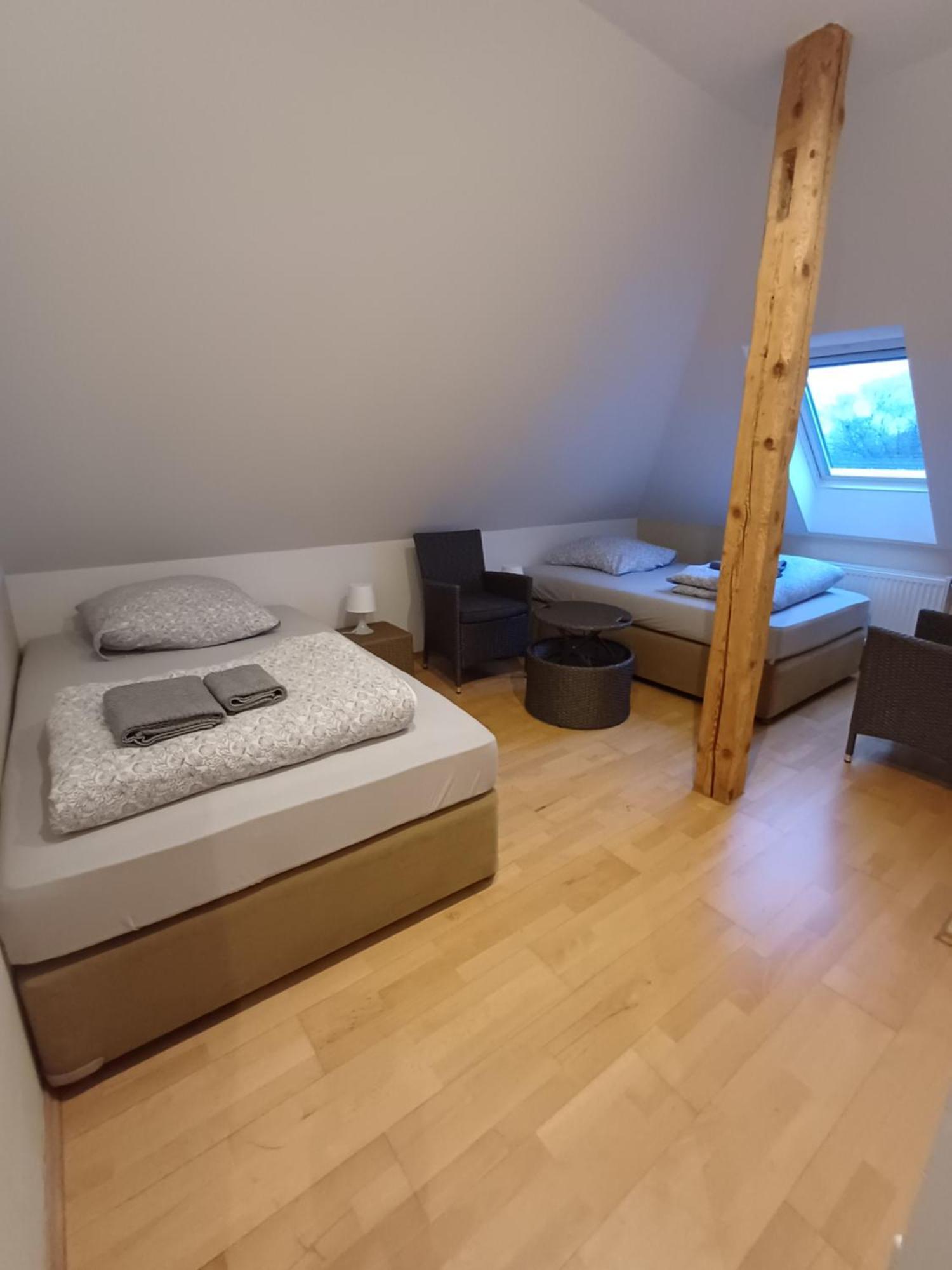 Doppelzimmer-Bad-Kuehlschrank-Tv-19 Meine 외부 사진