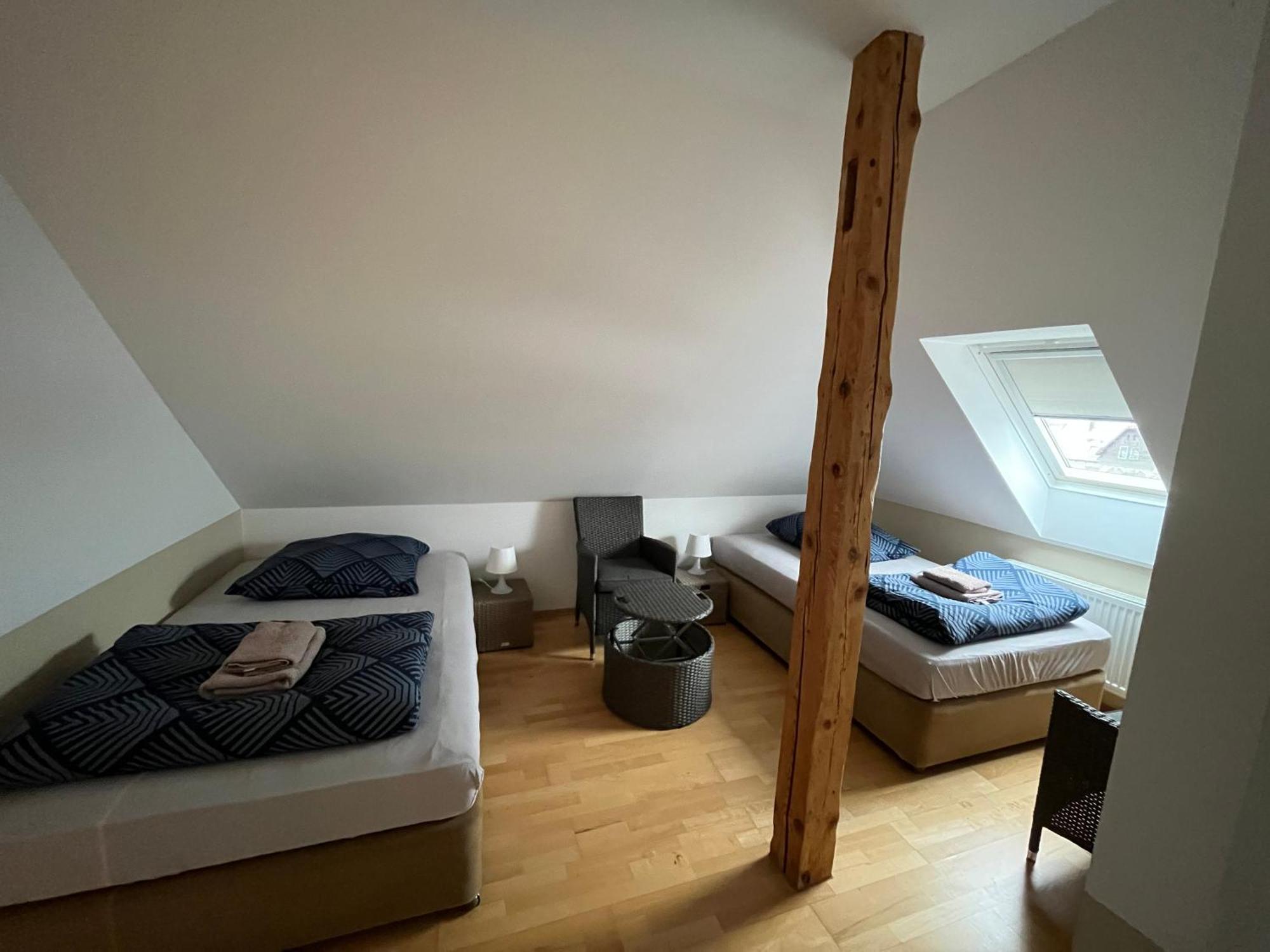 Doppelzimmer-Bad-Kuehlschrank-Tv-19 Meine 외부 사진