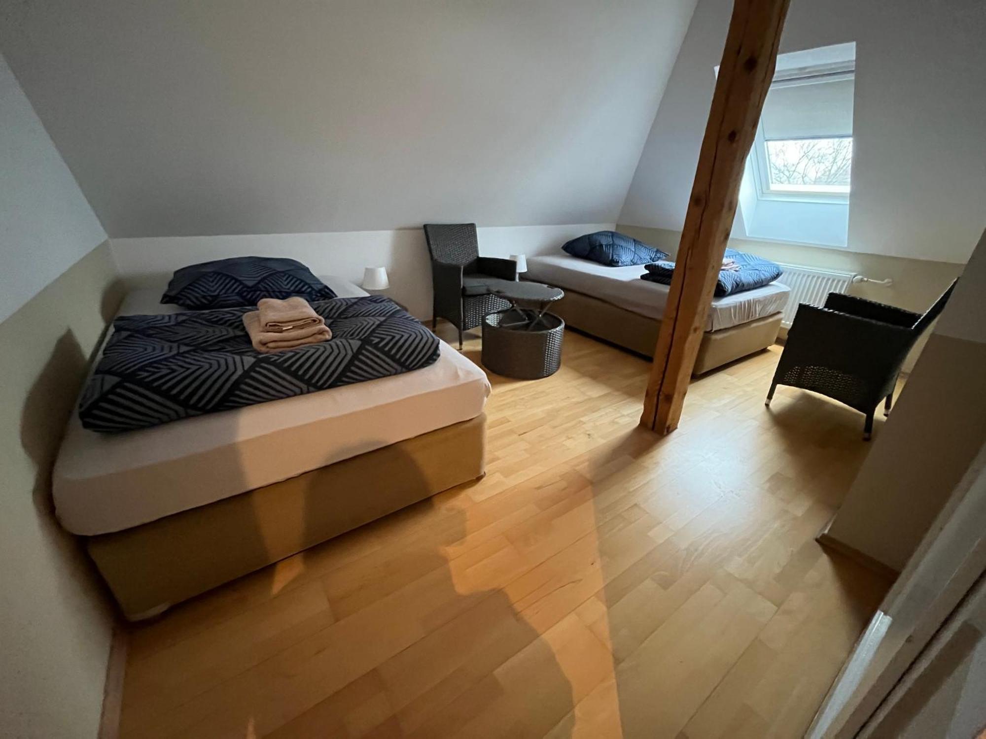 Doppelzimmer-Bad-Kuehlschrank-Tv-19 Meine 외부 사진